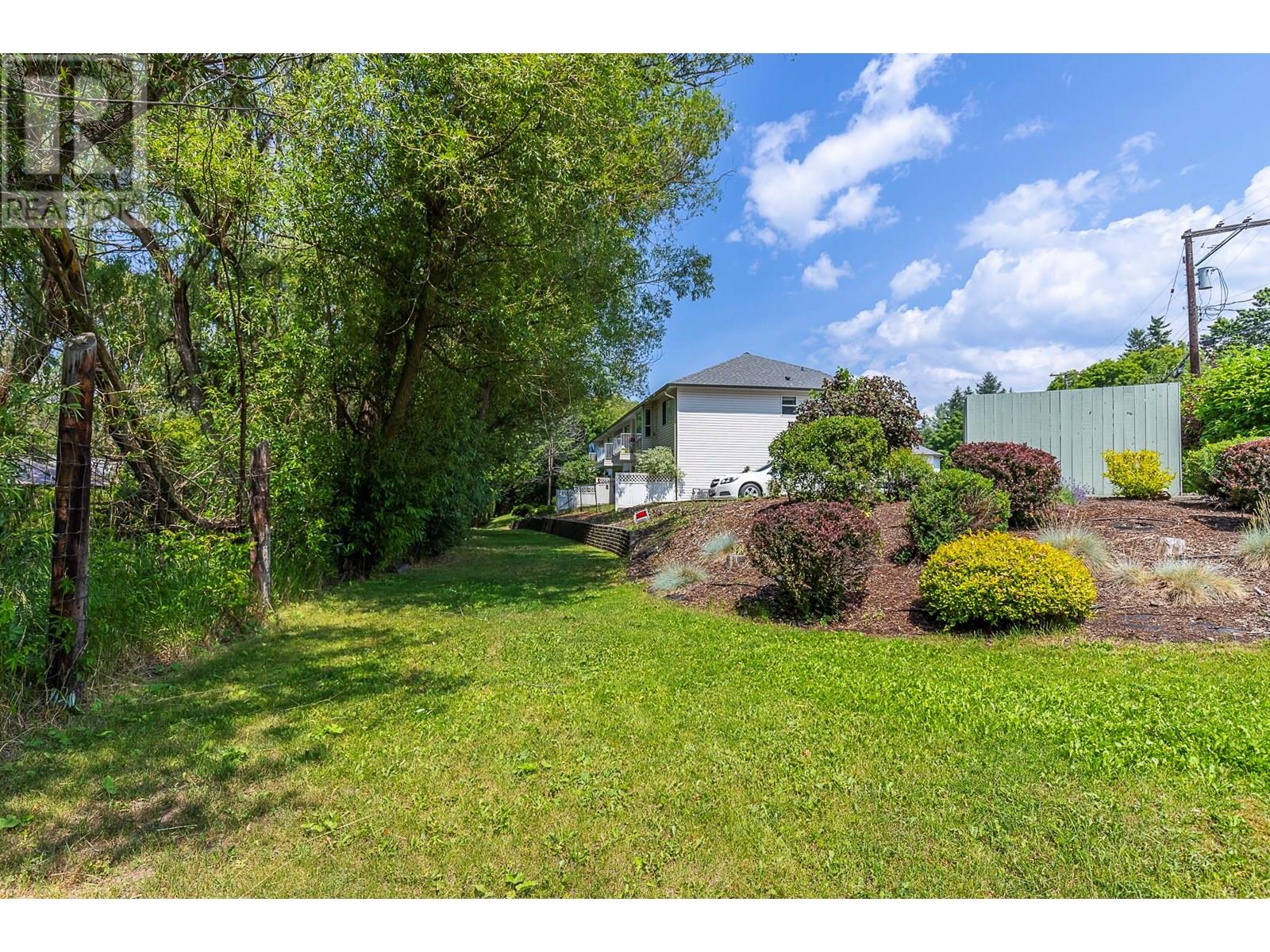 602 Browne Road Unit# 12, Vernon