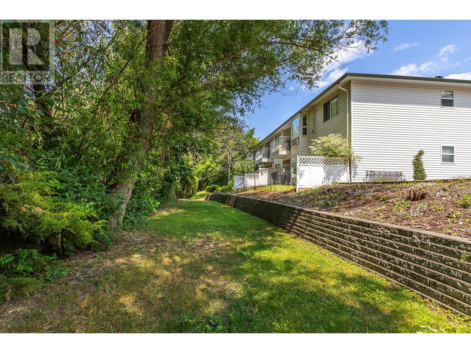 602 Browne Road Unit# 12, Vernon