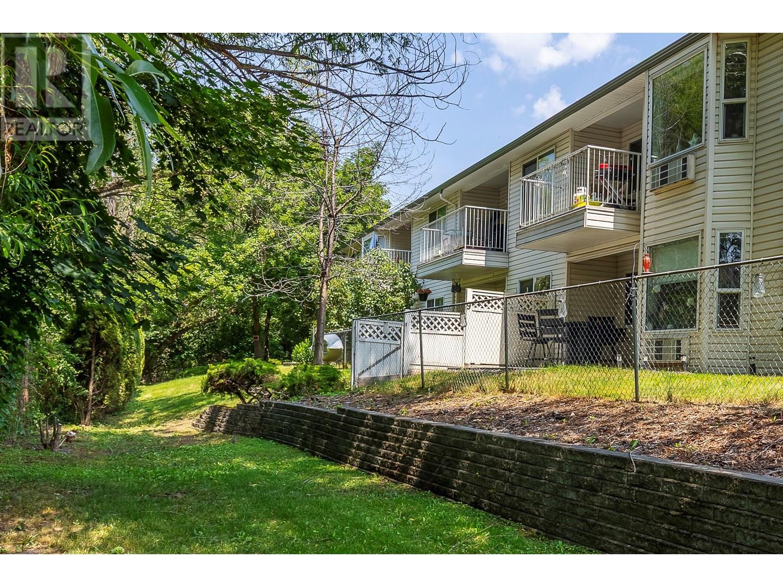 602 Browne Road Unit# 12, Vernon