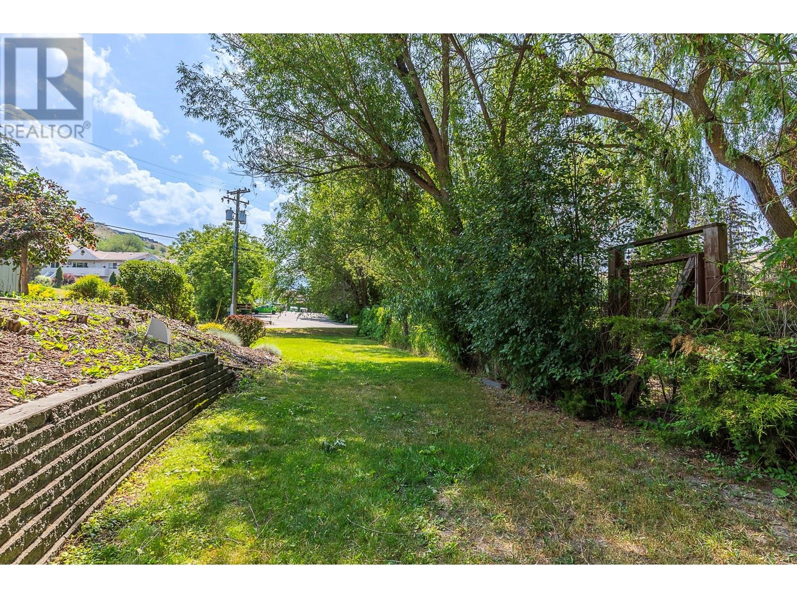 602 Browne Road Unit# 12, Vernon