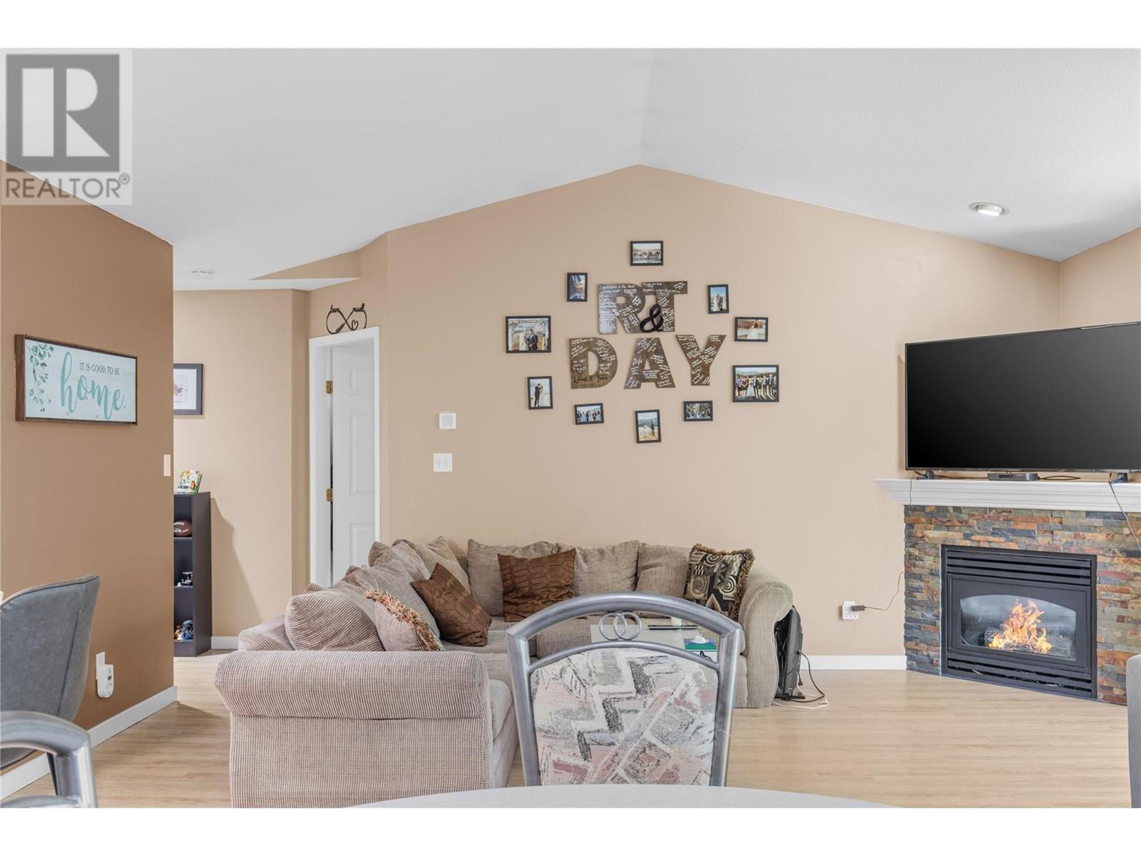 602 Browne Road Unit# 12, Vernon