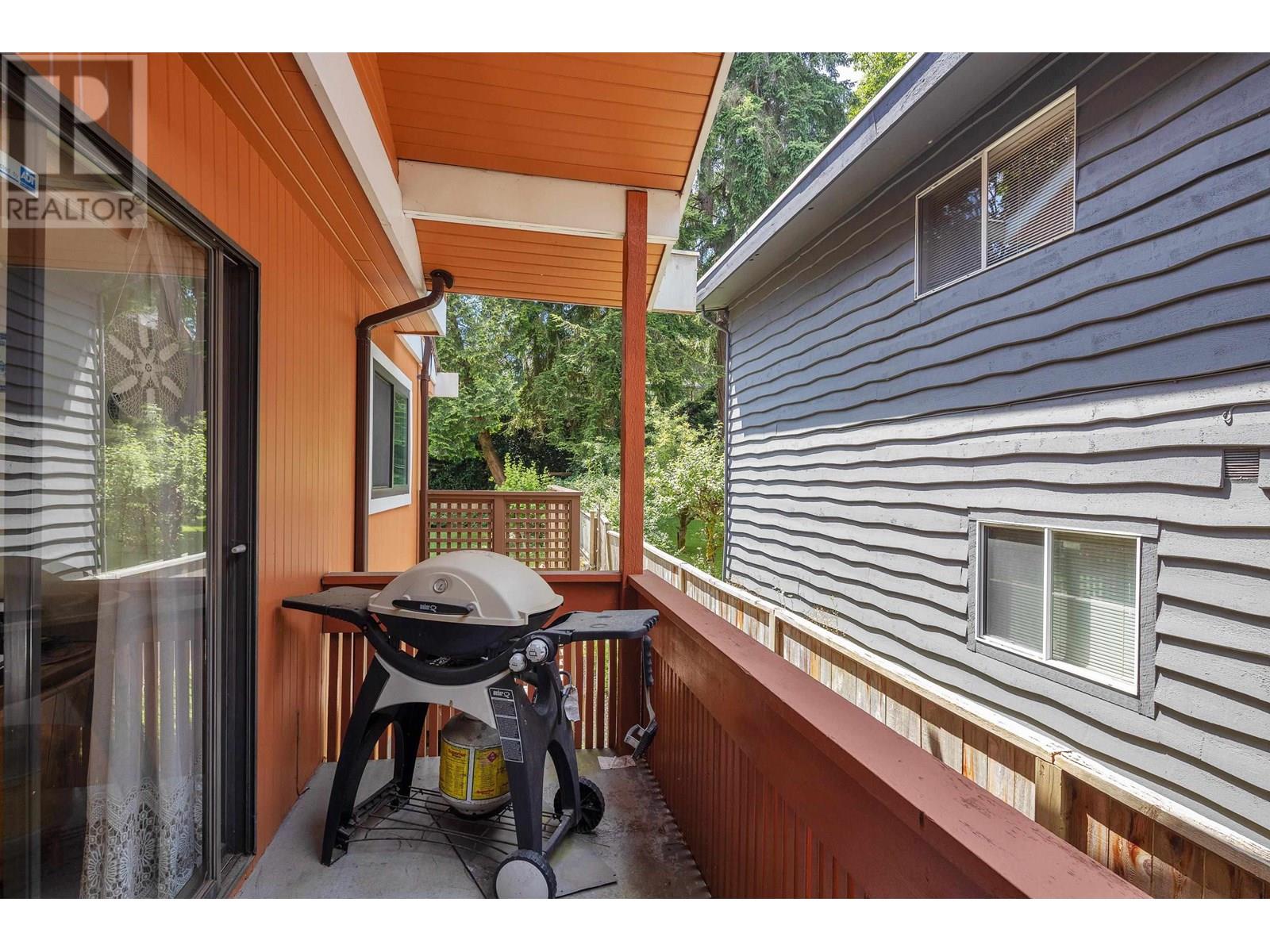 Photo 16 of 4158 W King Edward Avenue, Vancouver BC