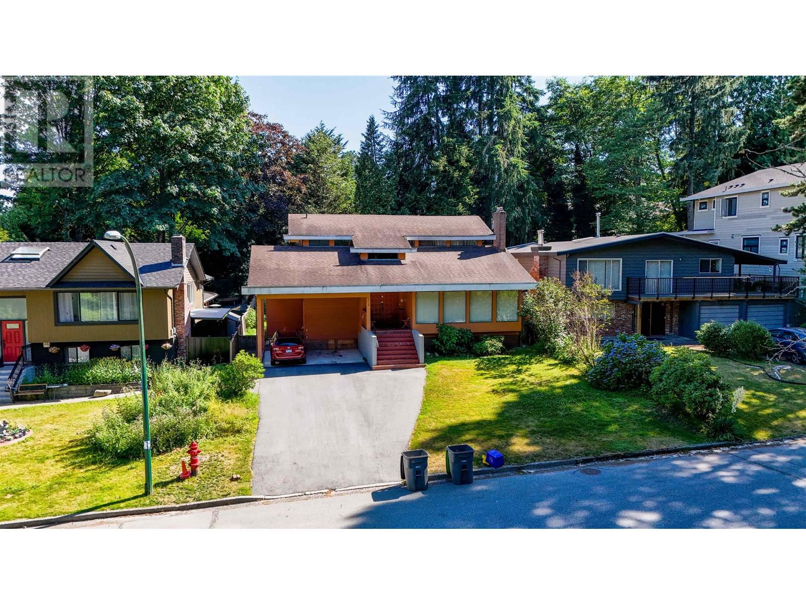 Photo 9 of 4158 W King Edward Avenue, Vancouver BC
