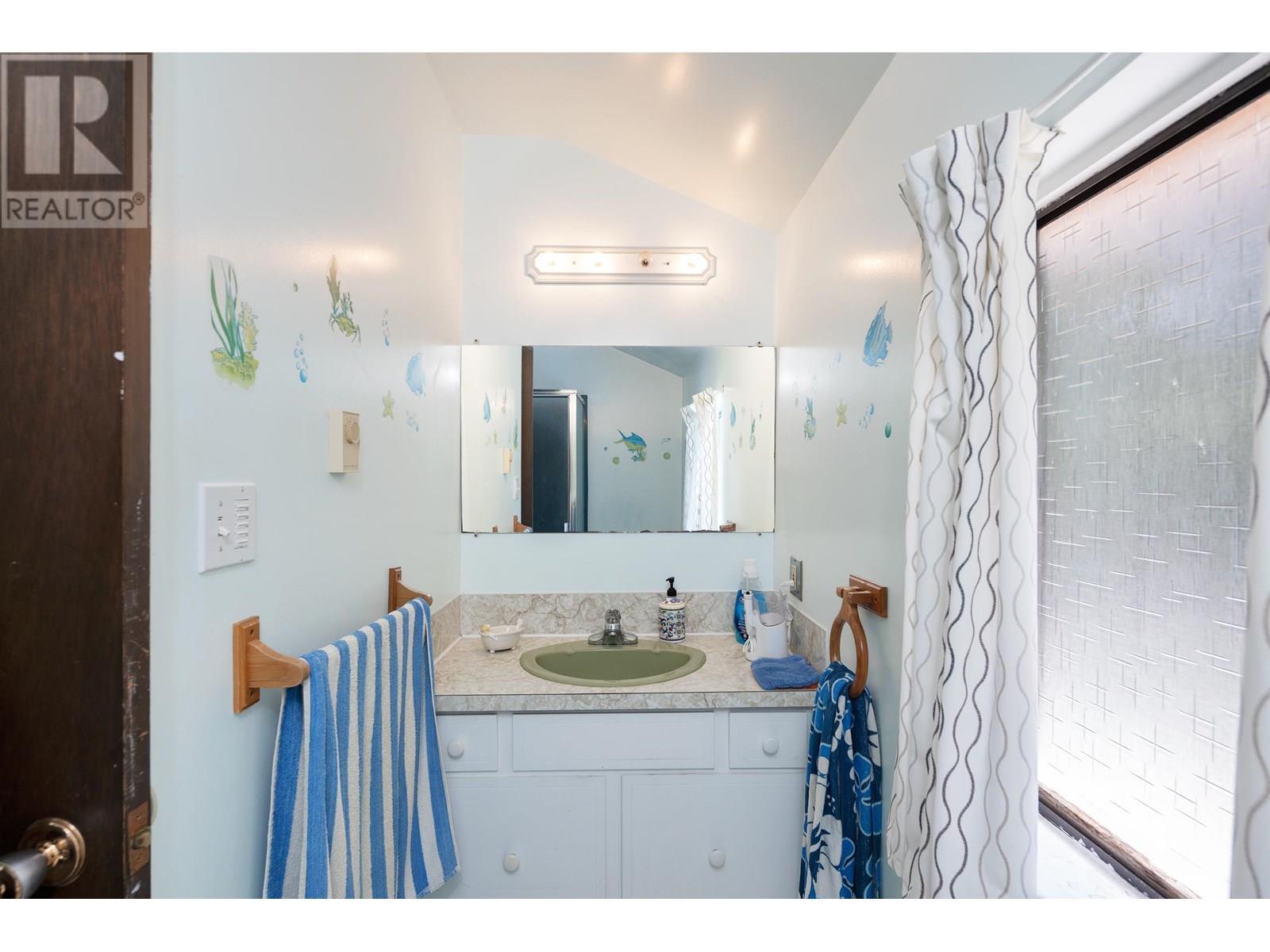 Photo 26 of 4158 W King Edward Avenue, Vancouver BC
