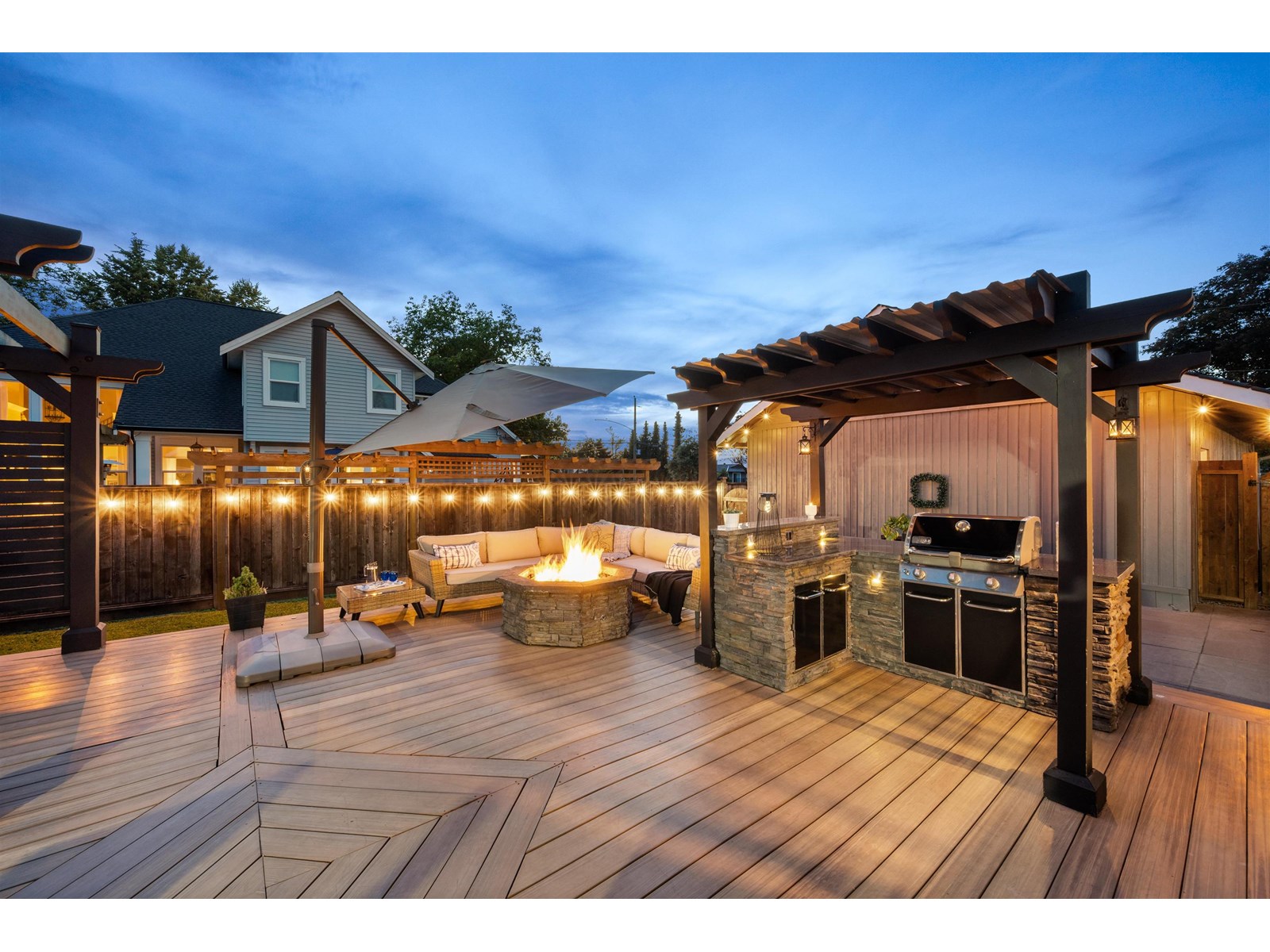 Photo 18 of 22806 Rennie Avenue, Langley BC