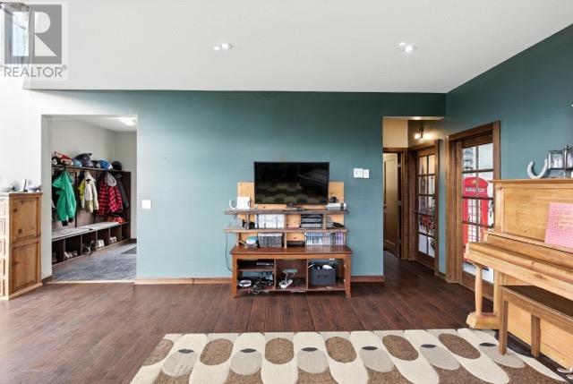 Photo 33 of 4377 Shuswap Road, Kamloops BC