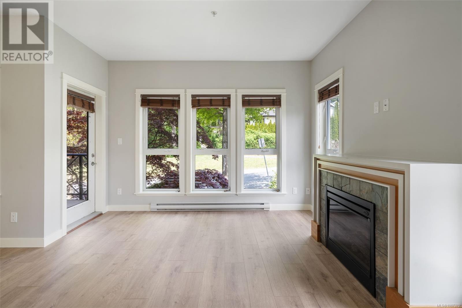 Photo 4 of 210 201 Nursery Hill Dr, View Royal BC