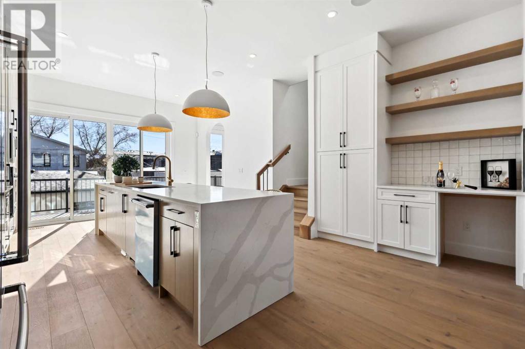 Photo 15 of 2212 33 Street Sw, Calgary AB