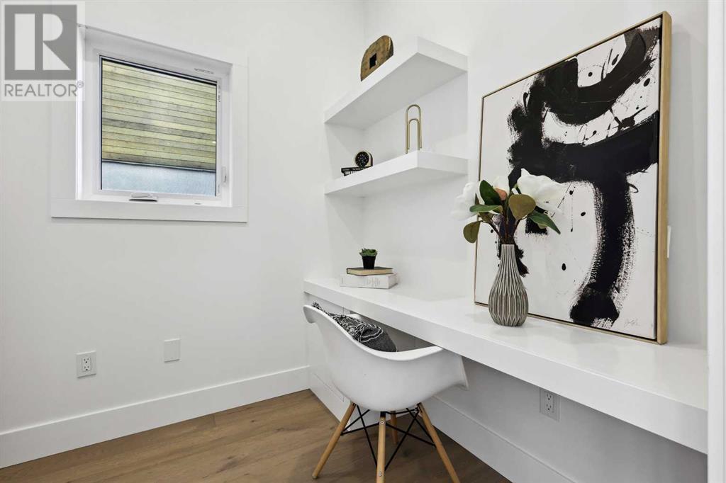 Photo 19 of 2212 33 Street Sw, Calgary AB