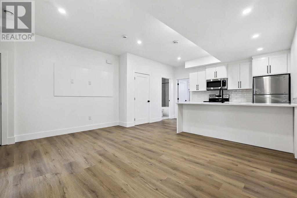 Photo 34 of 2212 33 Street Sw, Calgary AB