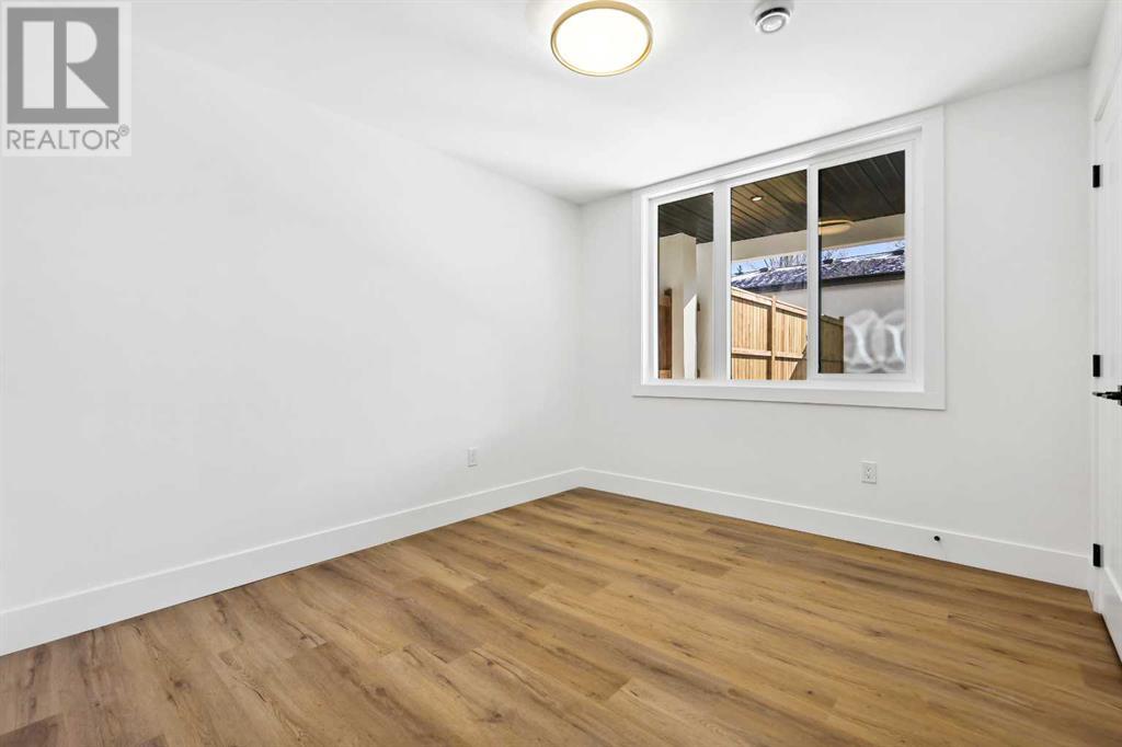 Photo 39 of 2212 33 Street Sw, Calgary AB