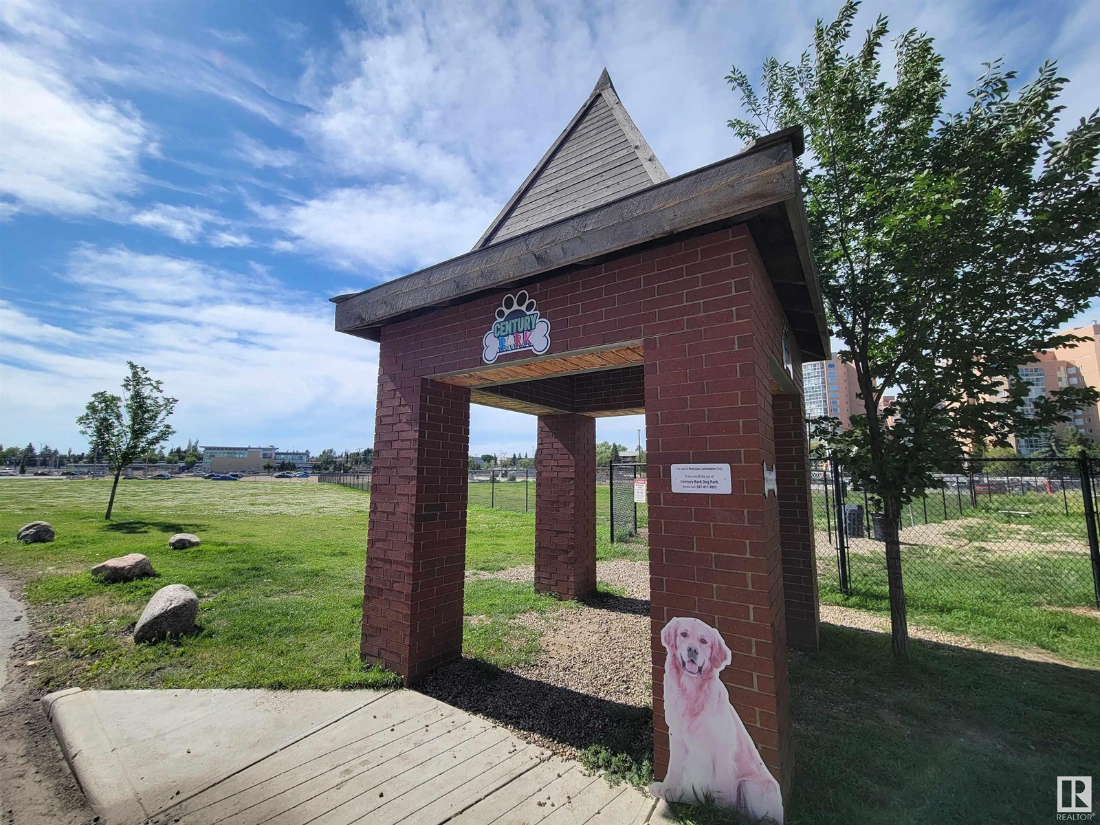 Photo 6 of 314 2612 109 St Nw, Edmonton AB
