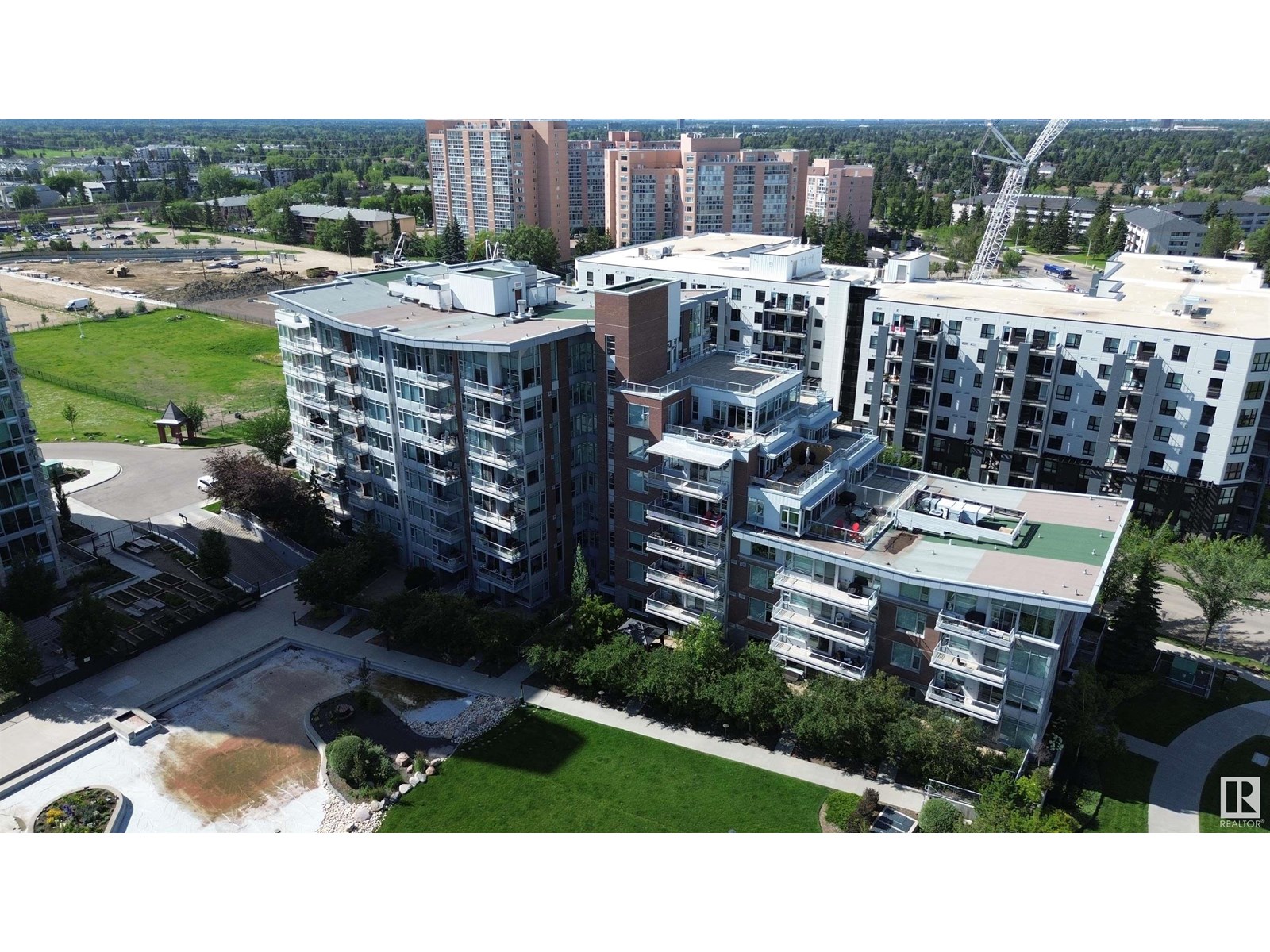 Photo 2 of 314 2612 109 St Nw, Edmonton AB