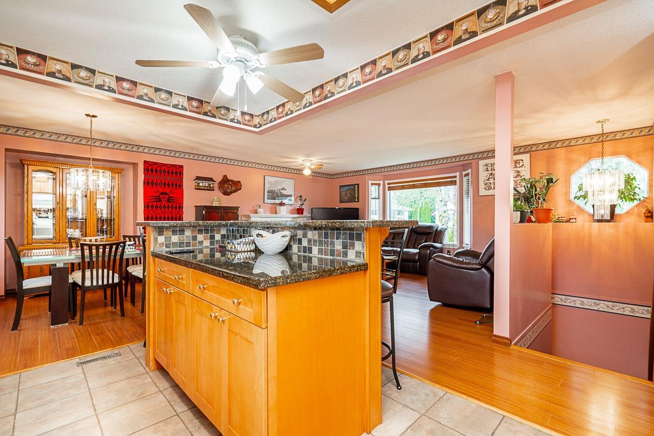 Photo 10 of 2697 273 A Street, Langley BC