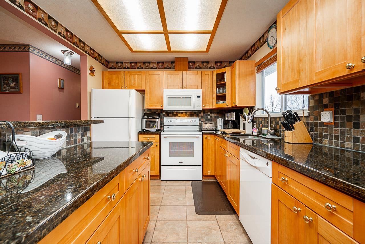 Photo 8 of 2697 273 A Street, Langley BC