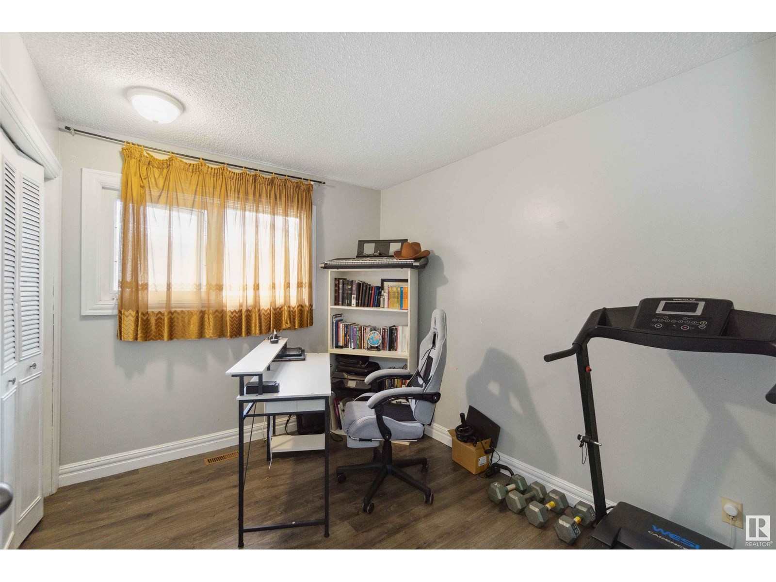 Photo 18 of 11439 145 Av Nw, Edmonton AB