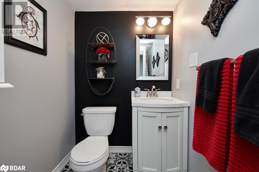 Photo 16 of 15 Carnoustie Lane, Port Severn ON