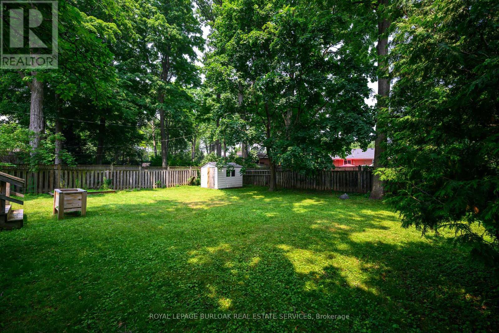 Photo 31 of 419 Hampton Heath Road, Burlington ON