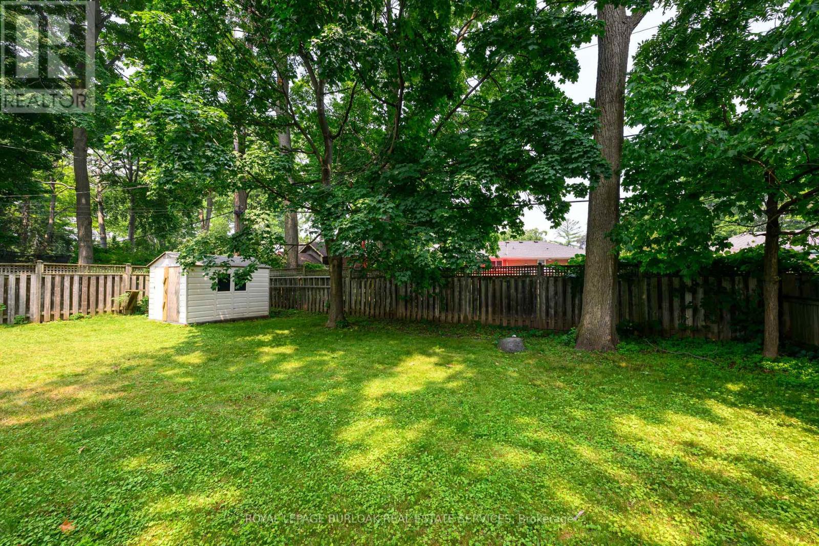 Photo 36 of 419 Hampton Heath Road, Burlington ON