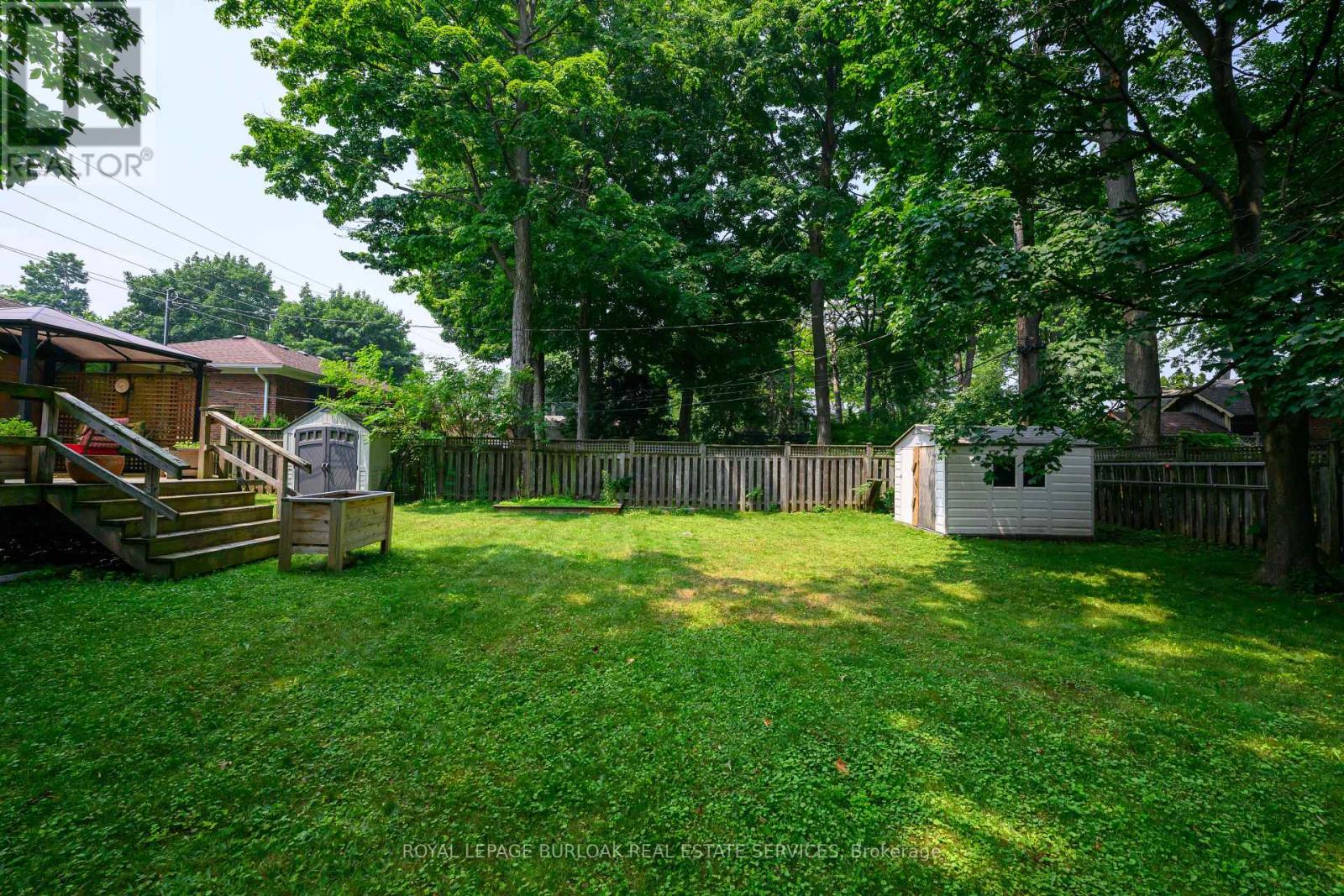 Photo 37 of 419 Hampton Heath Road, Burlington ON