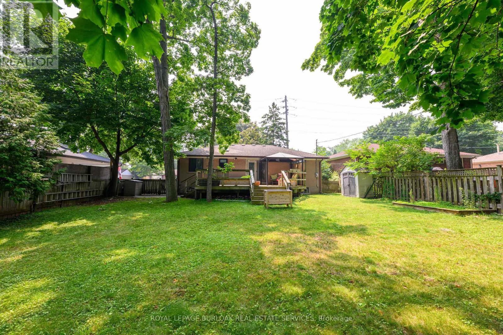 Photo 39 of 419 Hampton Heath Road, Burlington ON