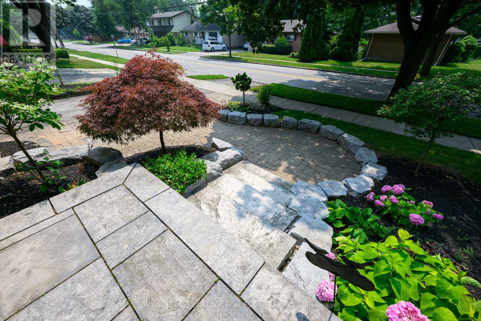 Photo 43 of 419 Hampton Heath Road, Burlington ON