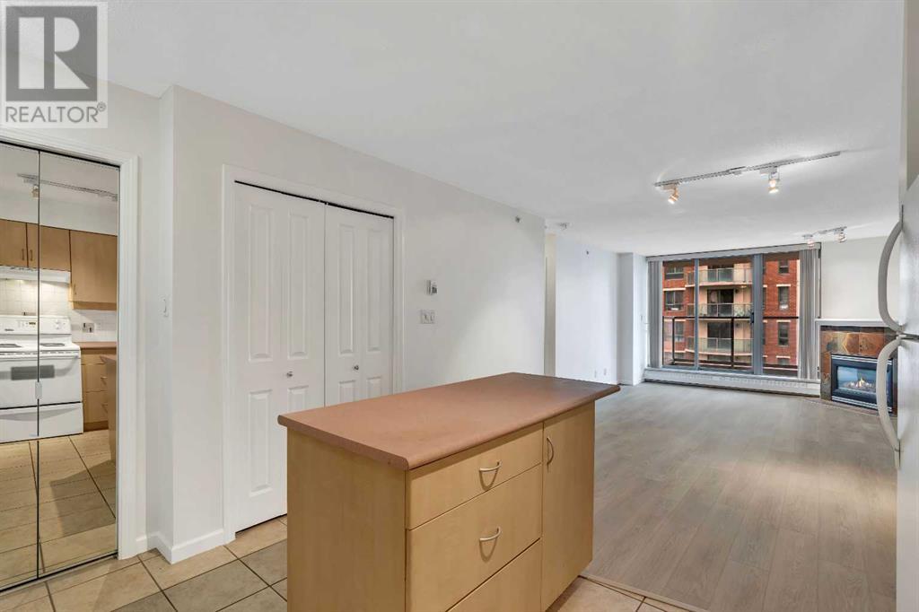 Single Family House for Sale in    Street SW Downtown West End Calgary 