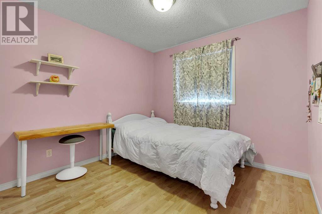 Single Family House for Sale in  Covepark Green NE Coventry Hills Calgary 