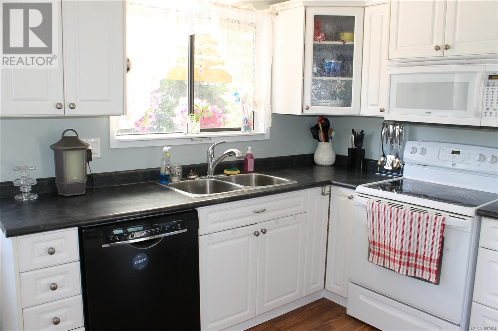Photo 15 of 3346 Parkside Pl, Duncan BC