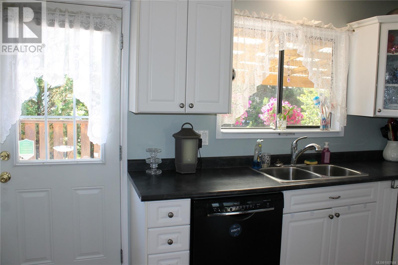 Photo 12 of 3346 Parkside Pl, Duncan BC