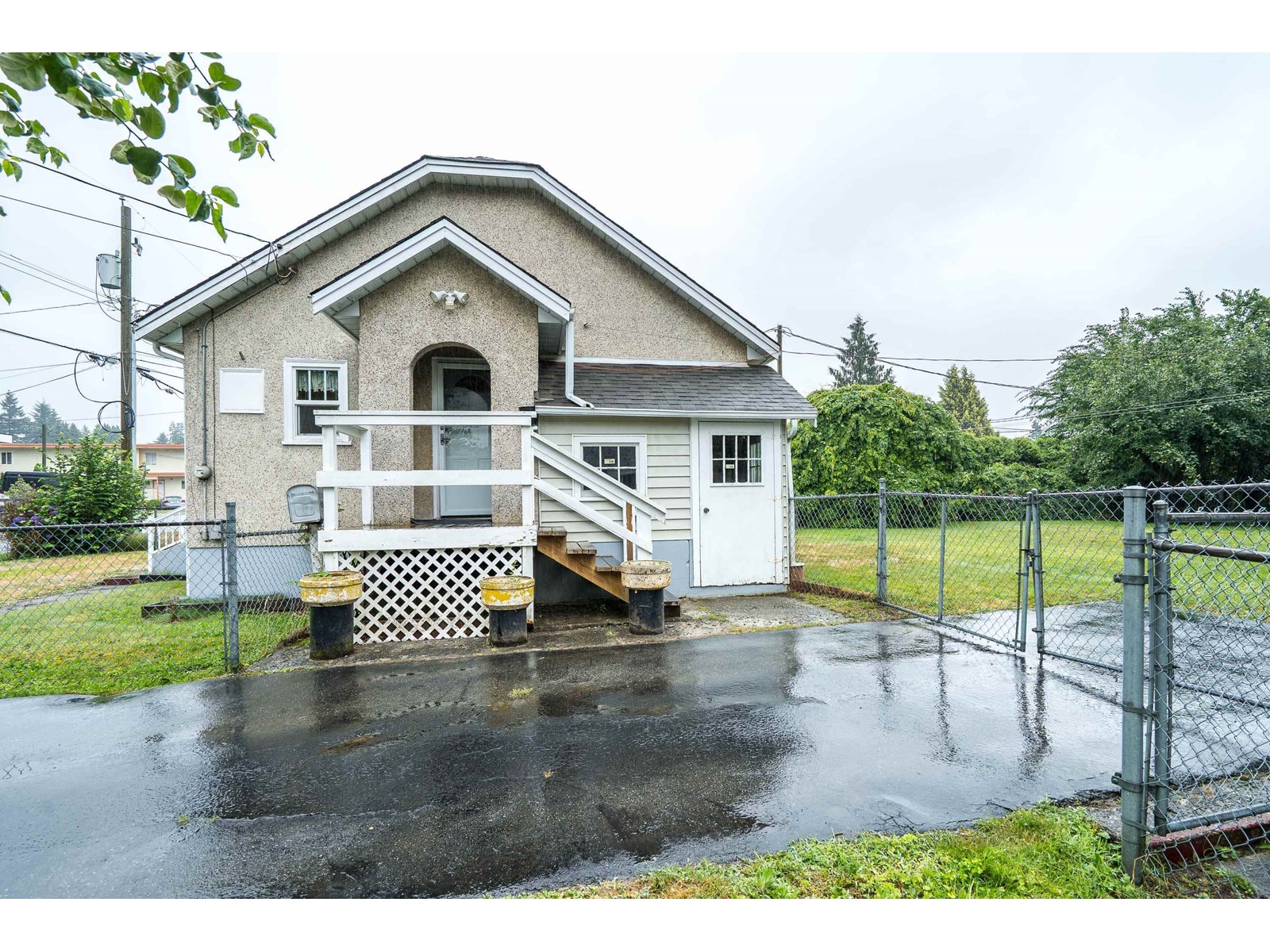 Photo 18 of 33884 Mayfair Avenue, Abbotsford BC