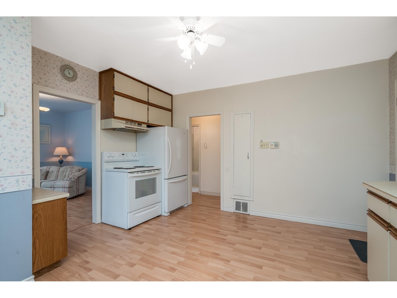 Photo 26 of 33884 Mayfair Avenue, Abbotsford BC