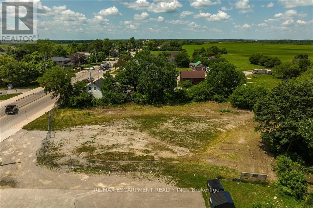 Photo 13 of 4 Talbot Street W, Haldimand ON