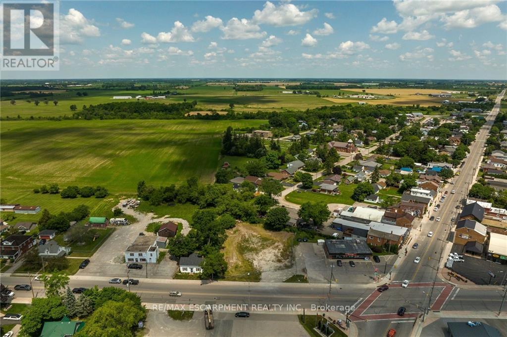 Photo 17 of 4 Talbot Street W, Haldimand ON