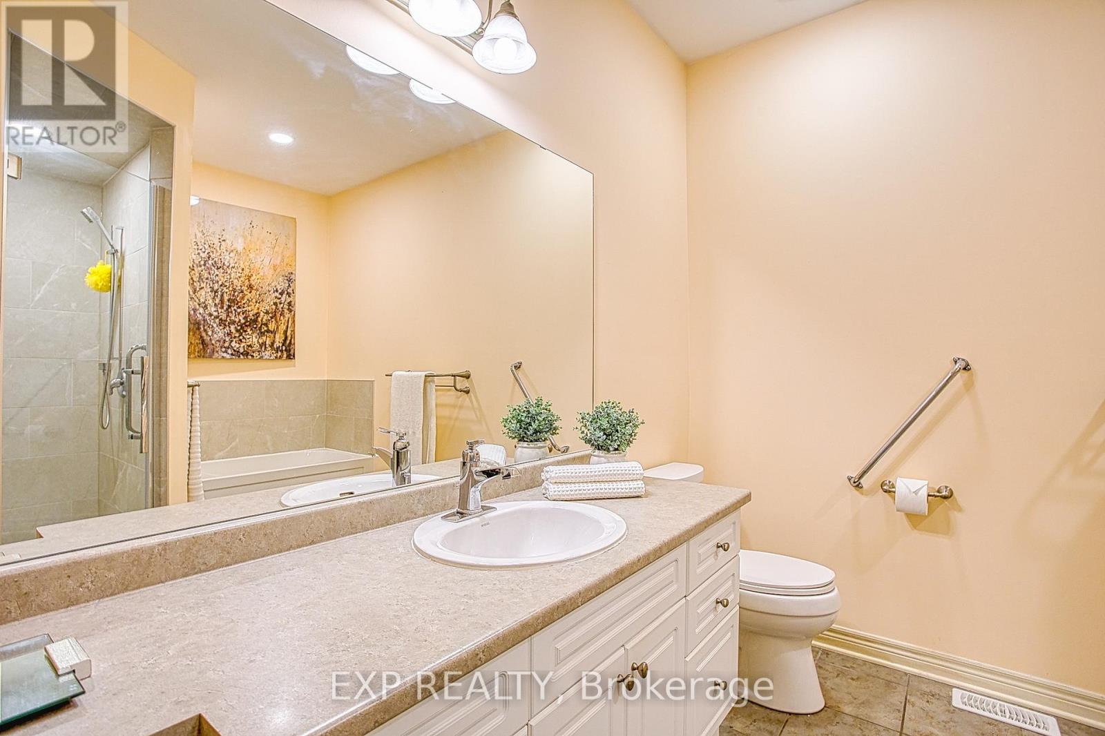 Photo 20 of 2362 Walker Court, Niagara Falls ON
