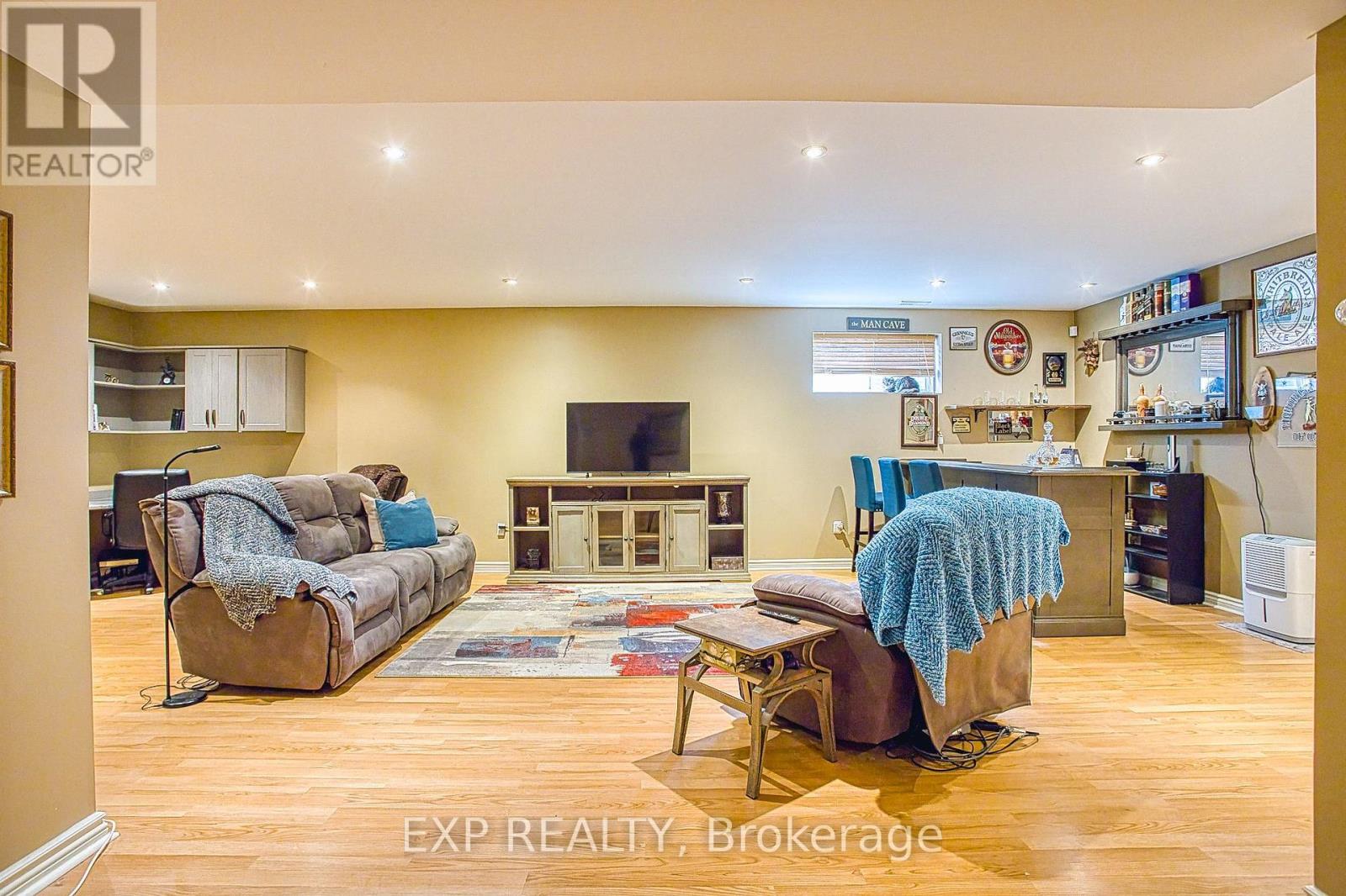 Photo 25 of 2362 Walker Court, Niagara Falls ON