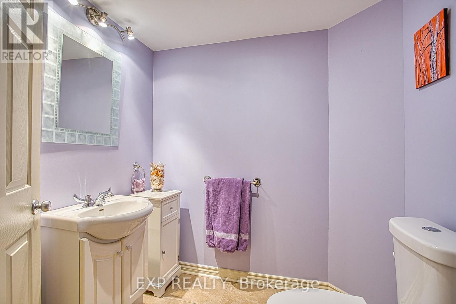 Photo 29 of 2362 Walker Court, Niagara Falls ON