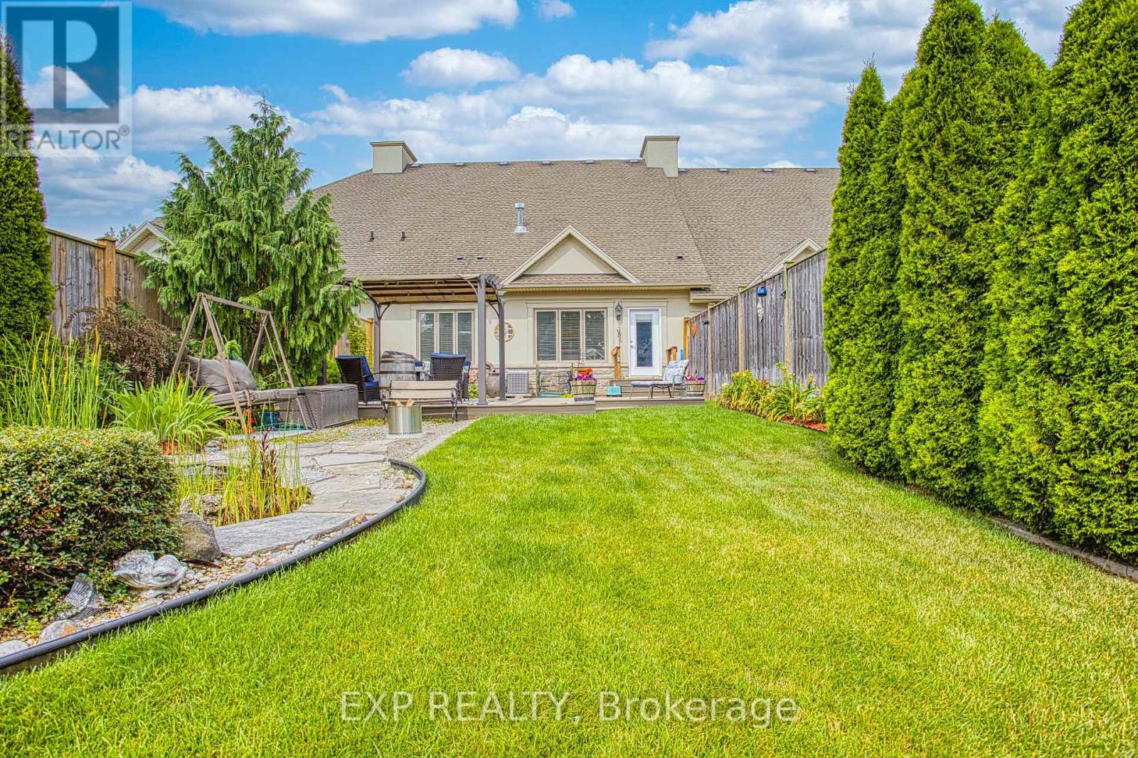 Photo 35 of 2362 Walker Court, Niagara Falls ON