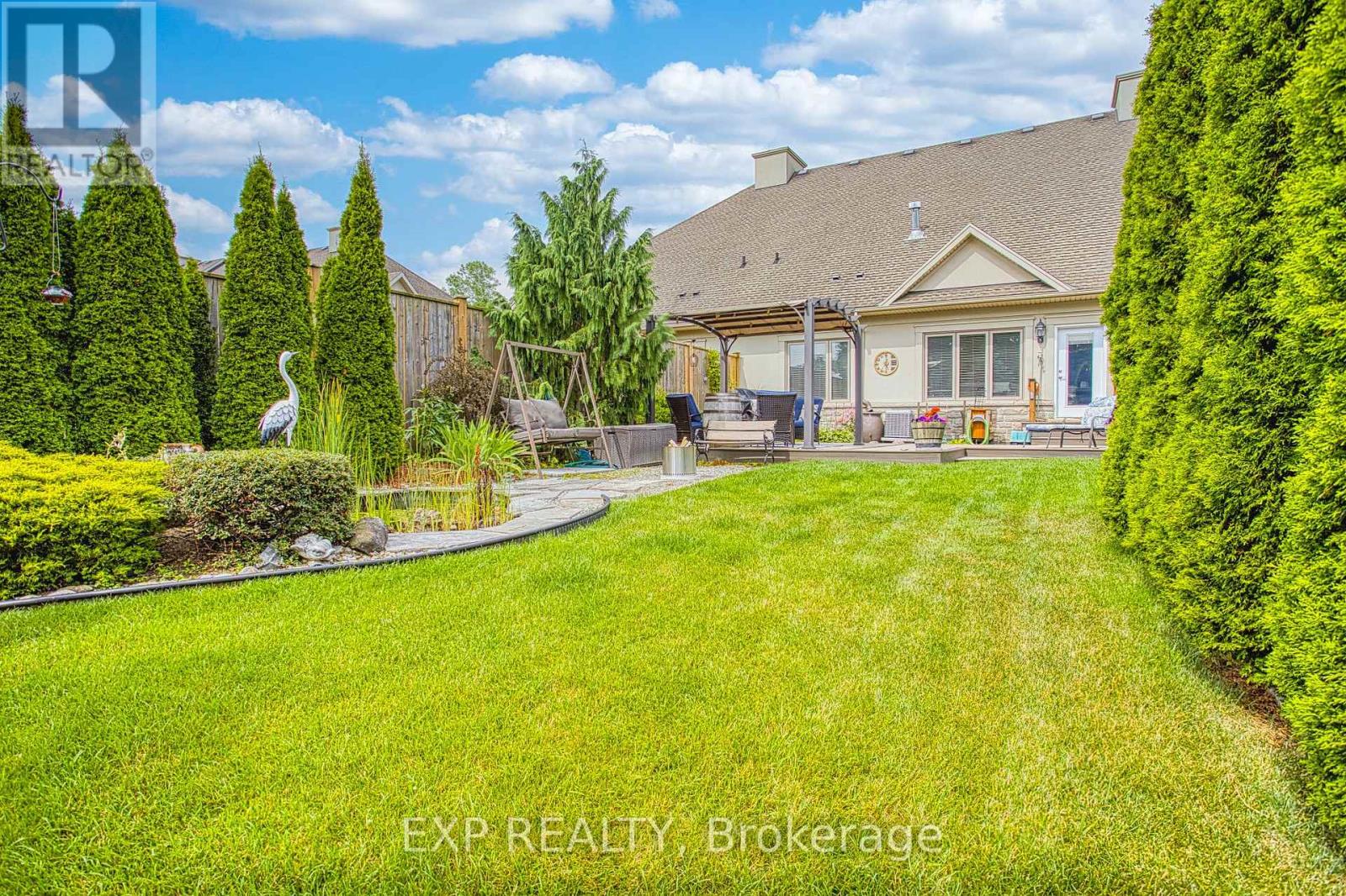 Photo 36 of 2362 Walker Court, Niagara Falls ON