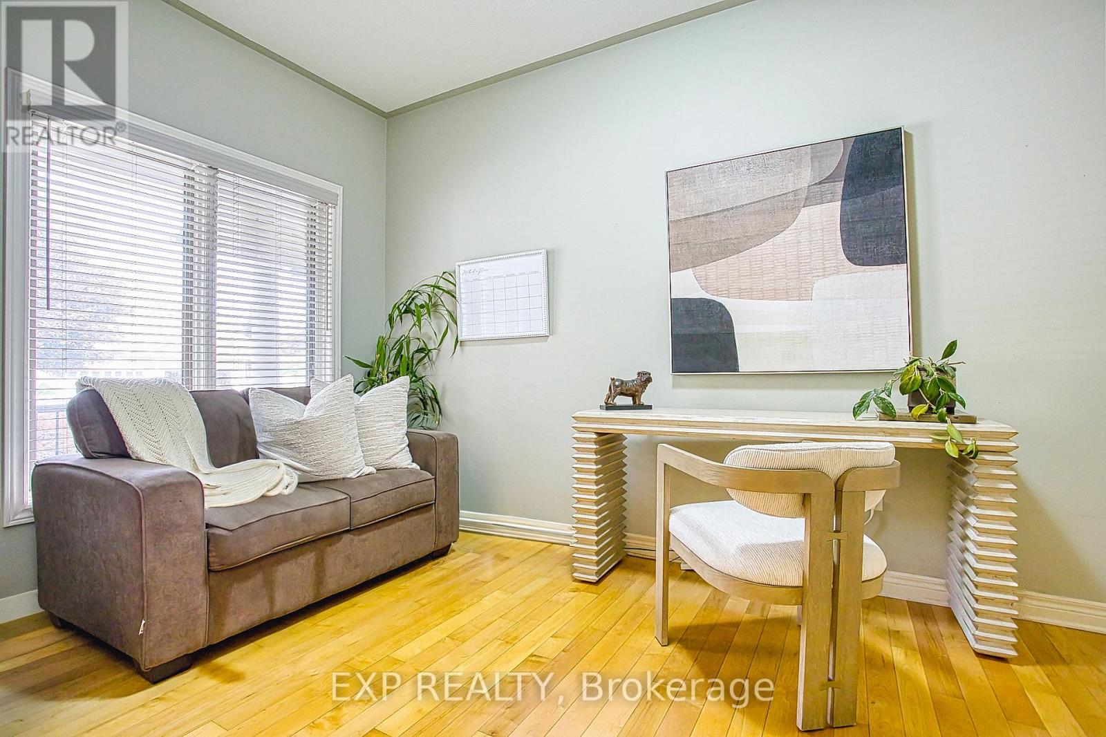 Photo 9 of 2362 Walker Court, Niagara Falls ON