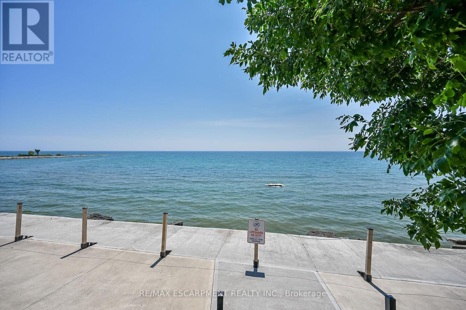 Photo 35 of 61 Horseshoe Bay Road, Haldimand ON