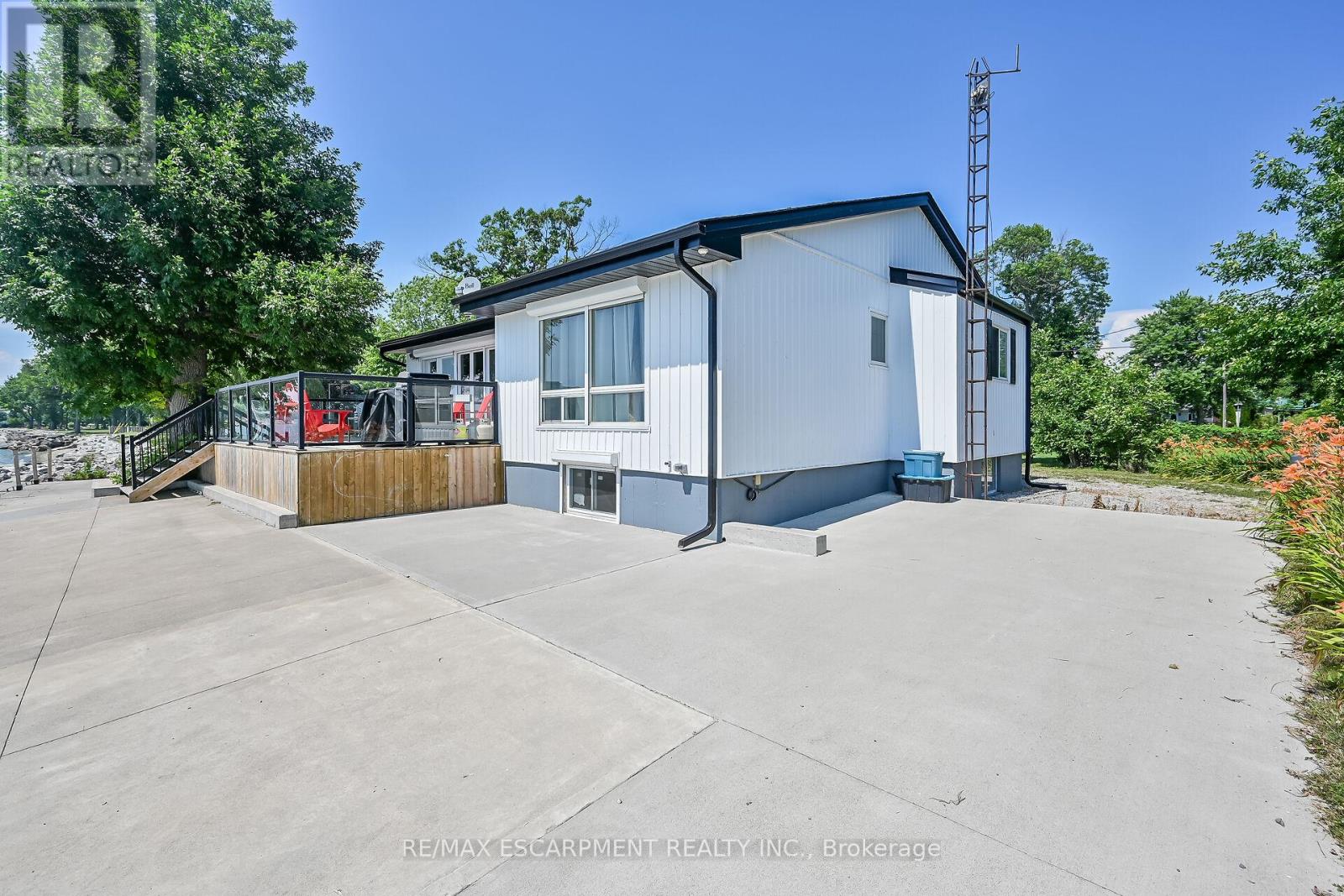 Photo 42 of 61 Horseshoe Bay Road, Haldimand ON