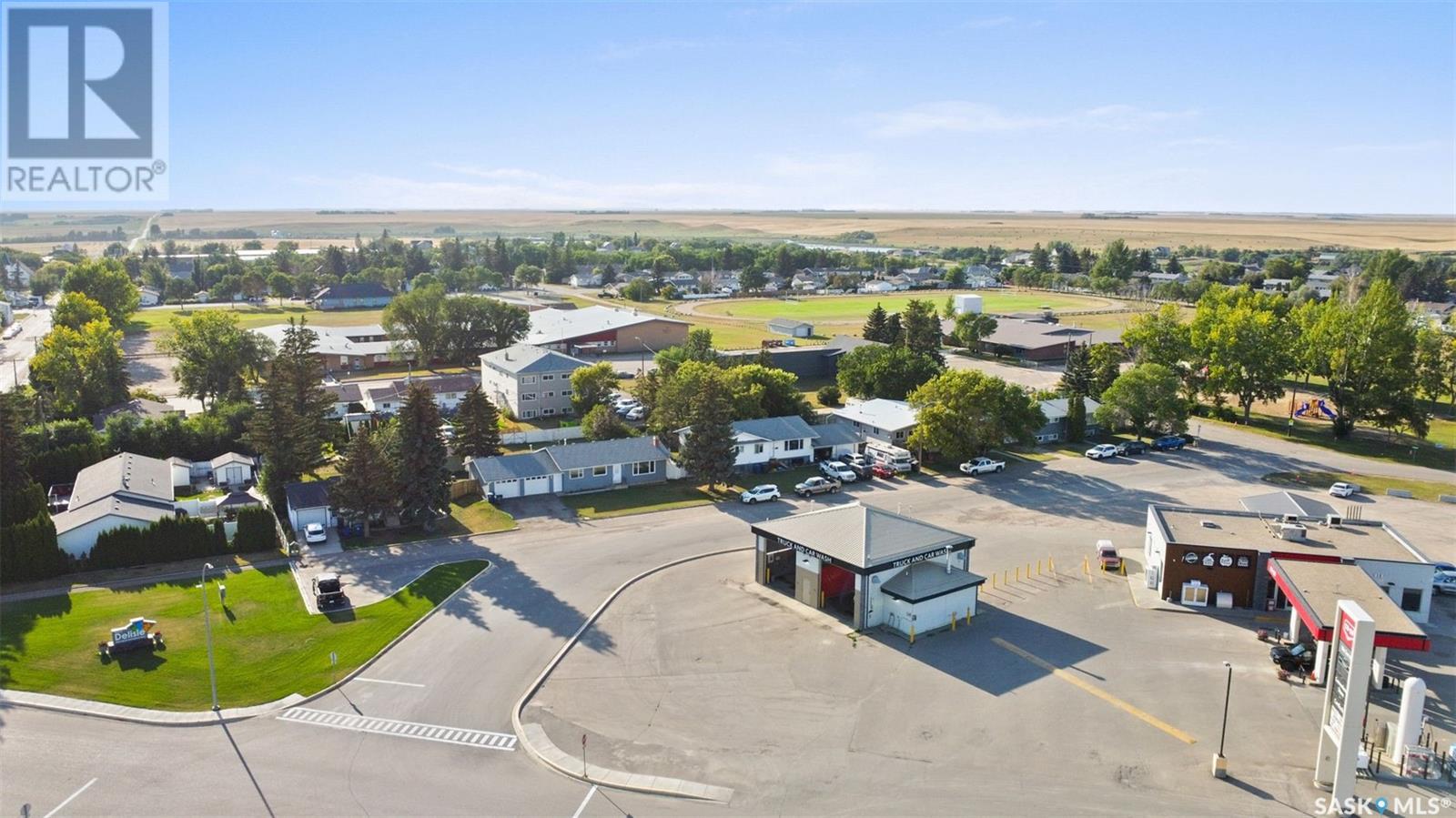 Photo 31 of 410 412 3rd Street E, Delisle SK