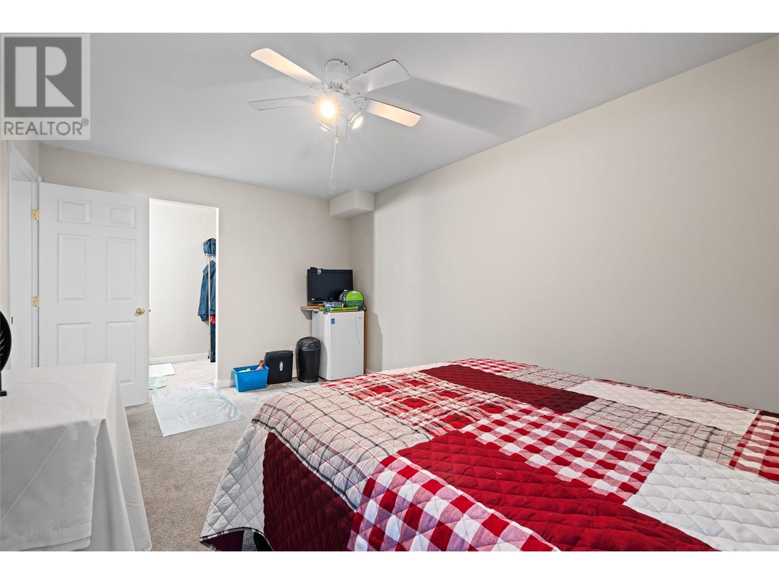  2090 Shamrock Drive, West Kelowna