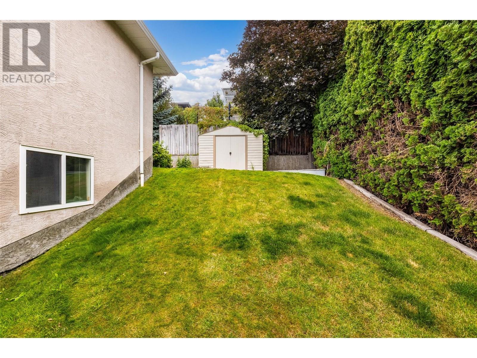  2090 Shamrock Drive, West Kelowna