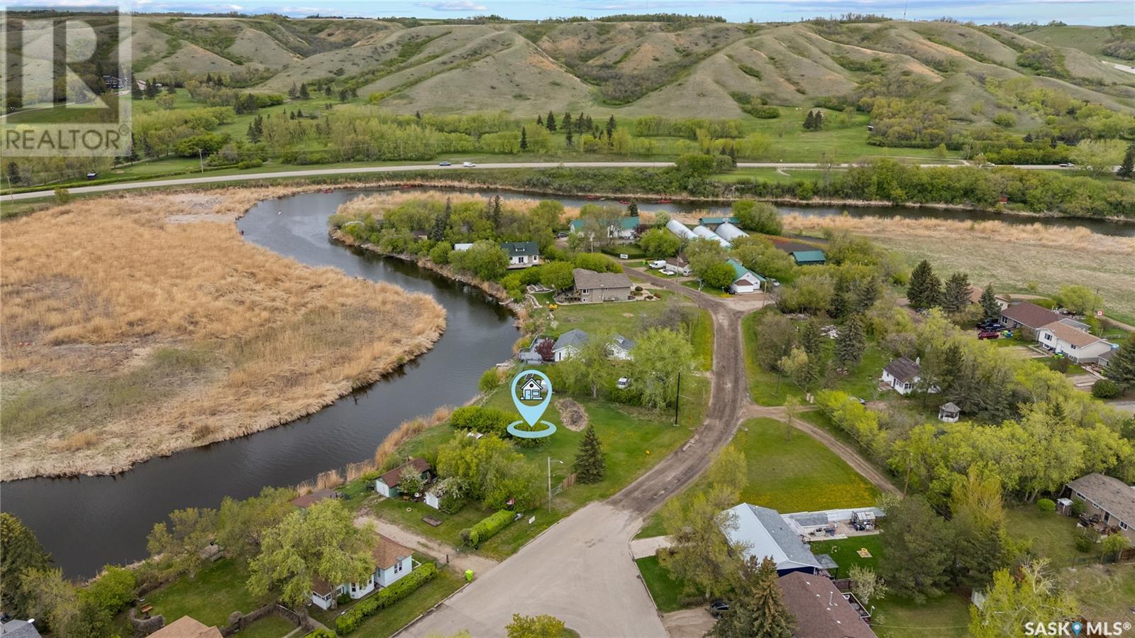 Photo 4 of 430 Riverside Road, Fort Quappelle SK