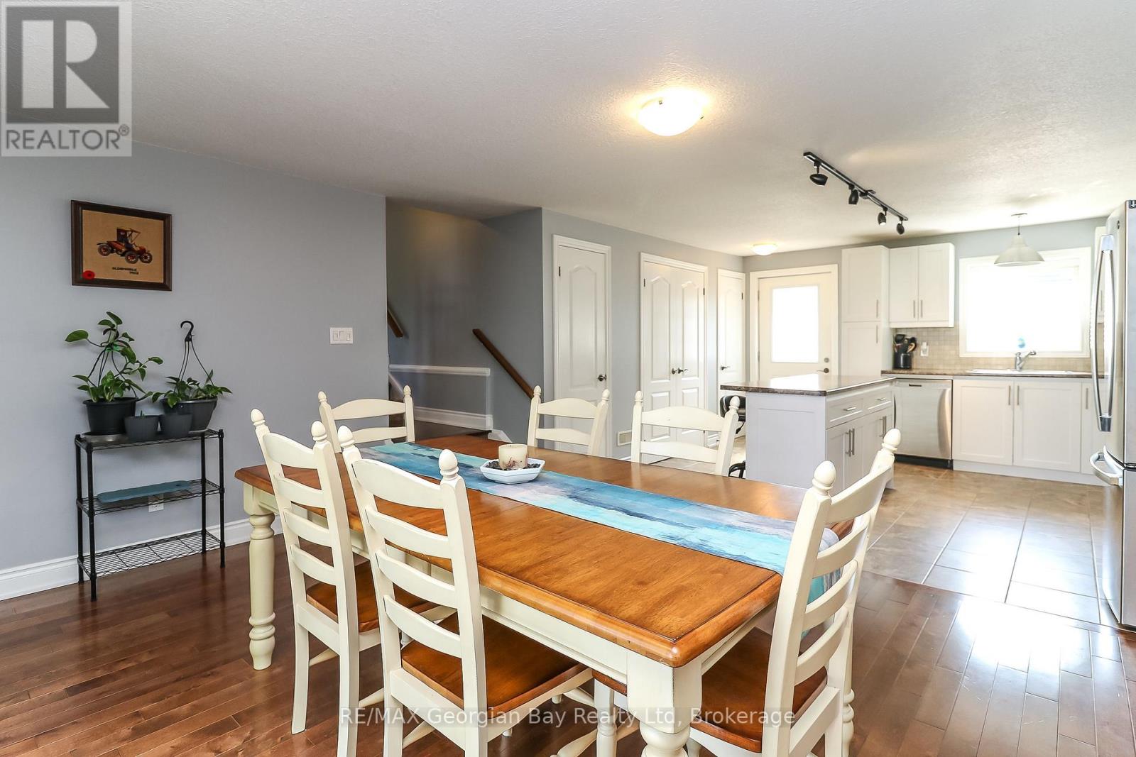 Photo 34 of 200 Jephson Street, Tay ON