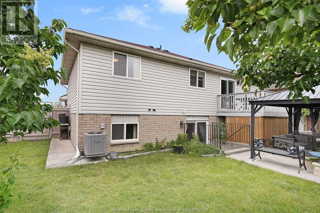 Photo 13 of 4340 Sixth Concession Road, Windsor ON