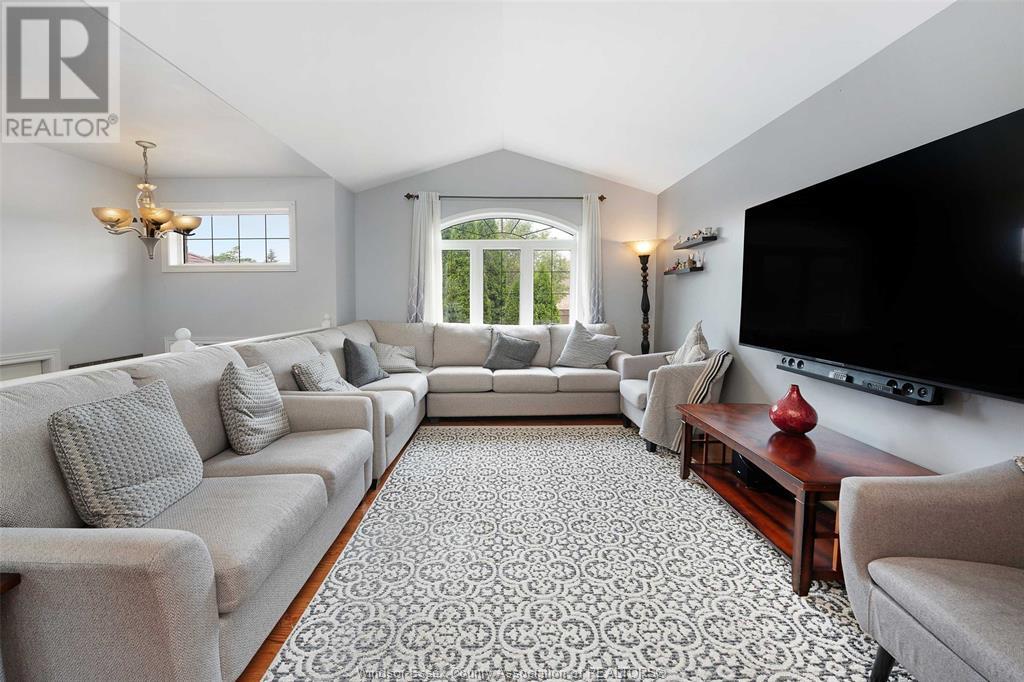 Photo 16 of 4340 Sixth Concession Road, Windsor ON