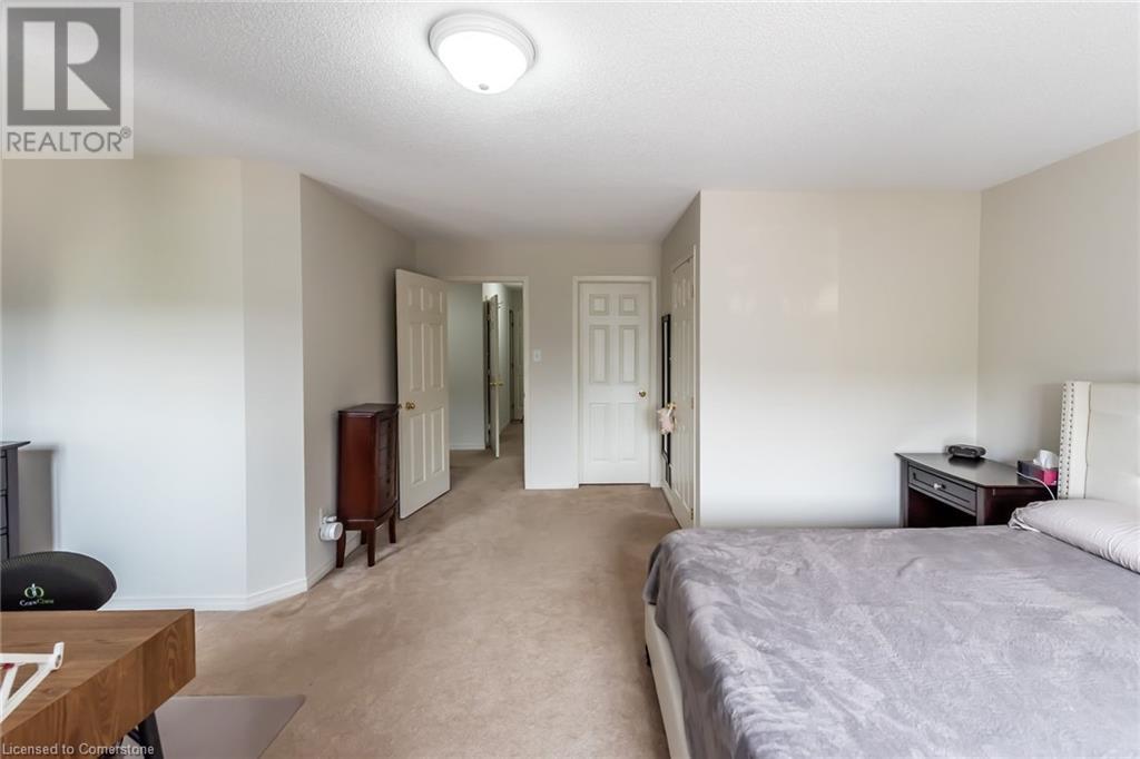Photo 29 of 34 Elderberry Avenue, Grimsby ON